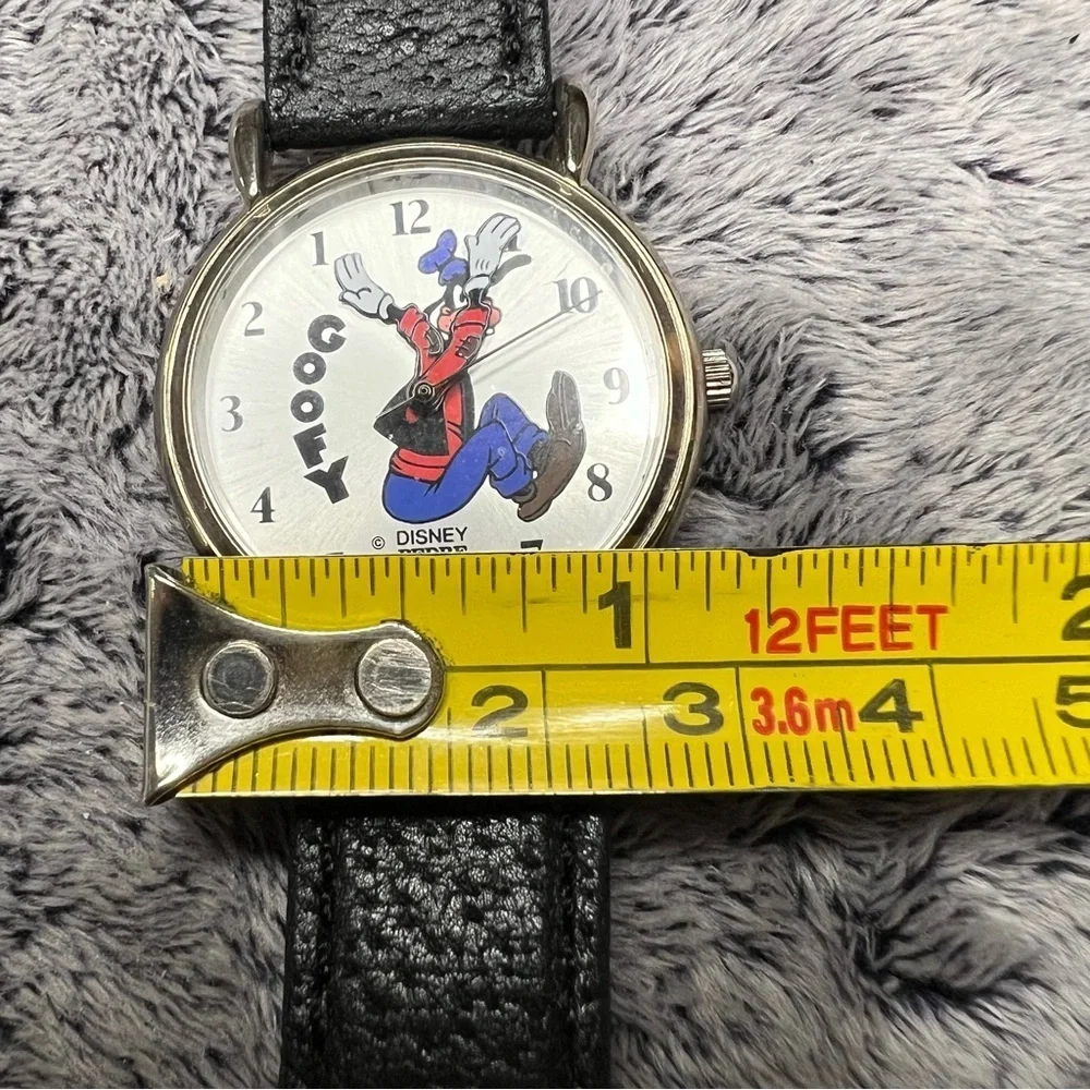 Pedre Goofy Backwards Silver Dial Watch Vintage